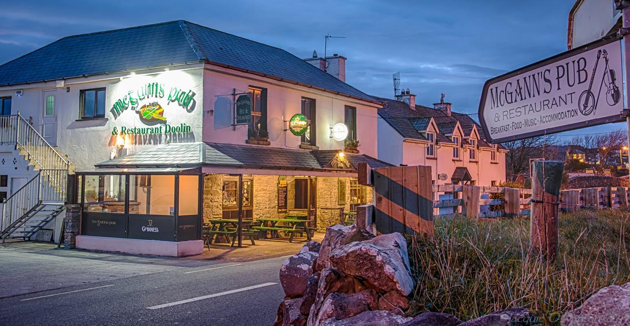 ホテル The Pipers Rest ドゥーリン エクステリア 写真
